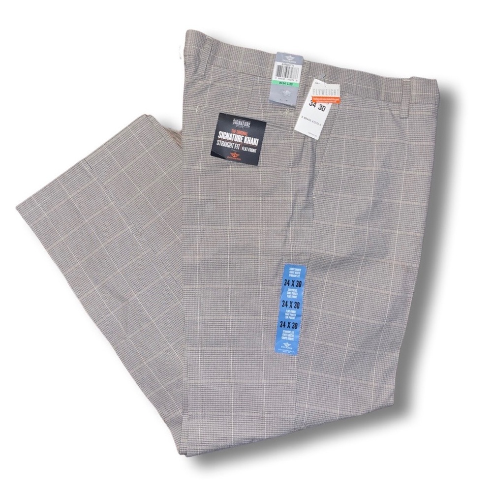 NWT - Dockers Men’s Signature Khaki Flat Front Pants - Size 34x30